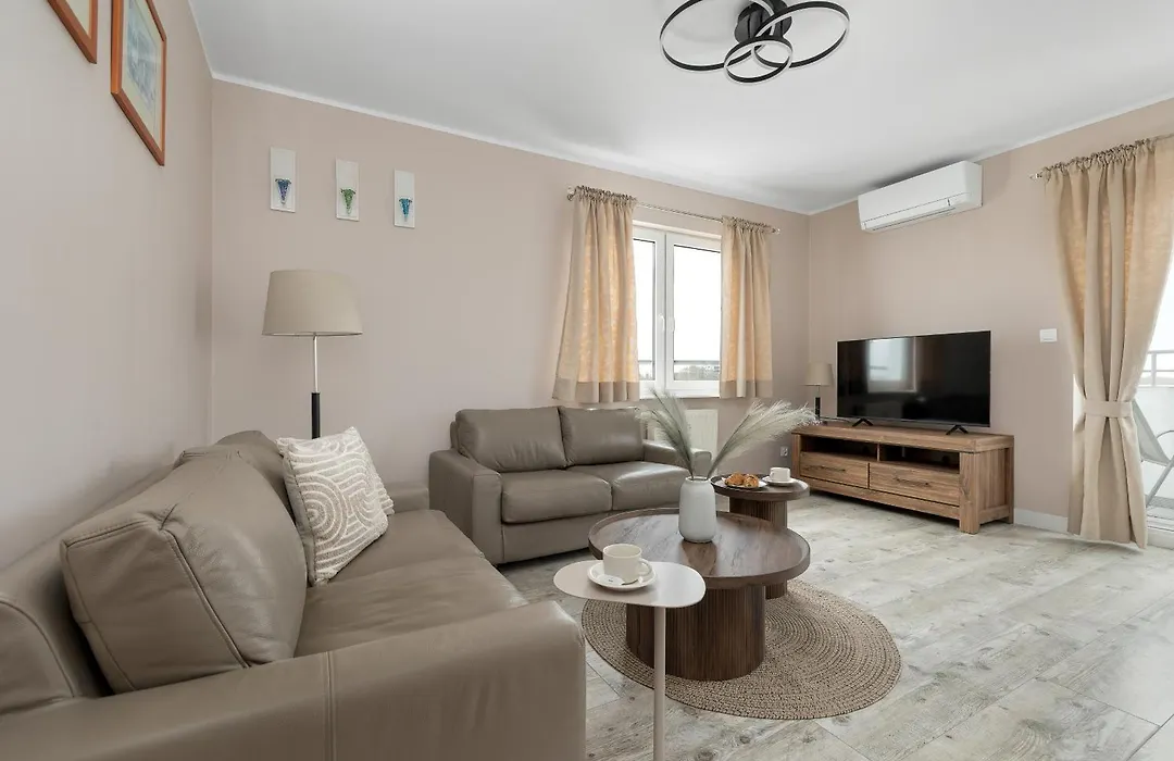 Apartamenty przy plaży Reymonta by Renters-1